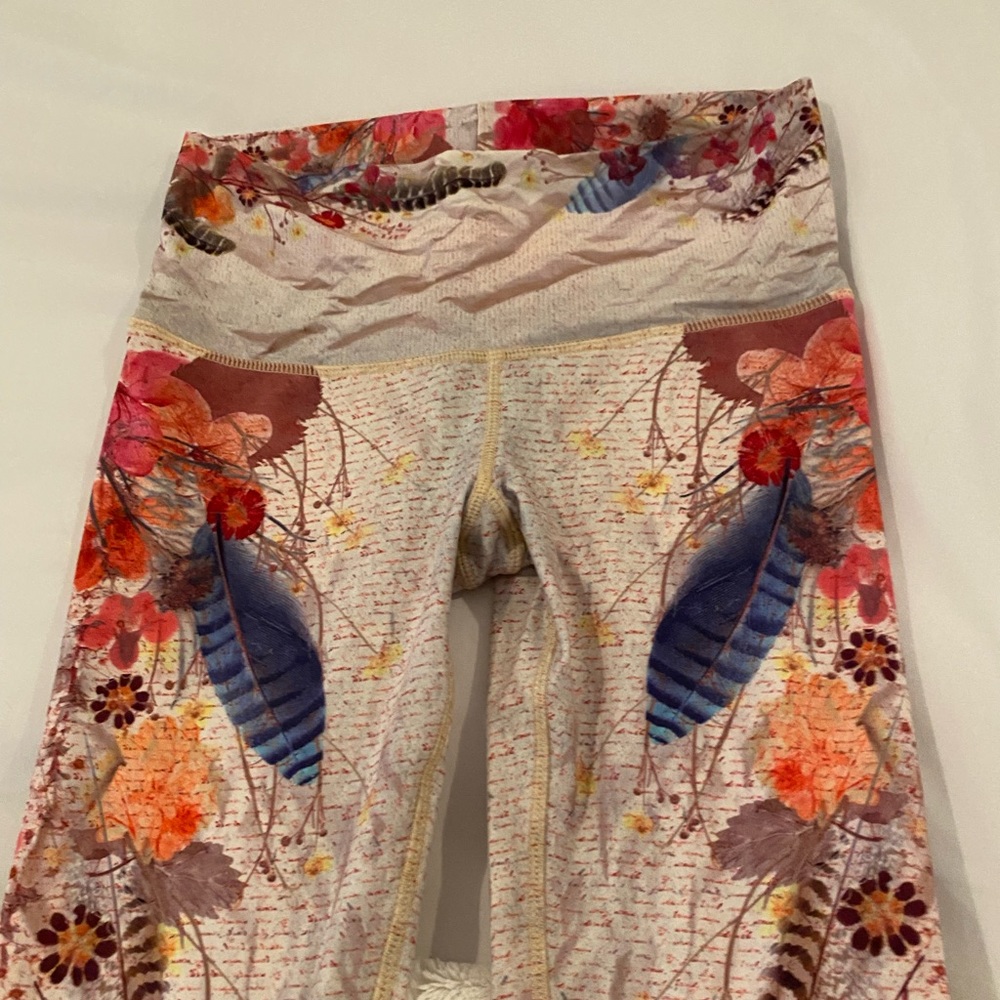 BNWOT Niyama Sol leggings discontinued M